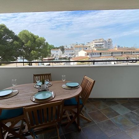 Superbe Appartement Renove, Residence Avec Piscine Roses Exterior photo